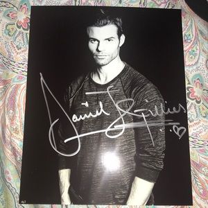 🛑SOLD🛑Final Price Daniel Giillies autograph